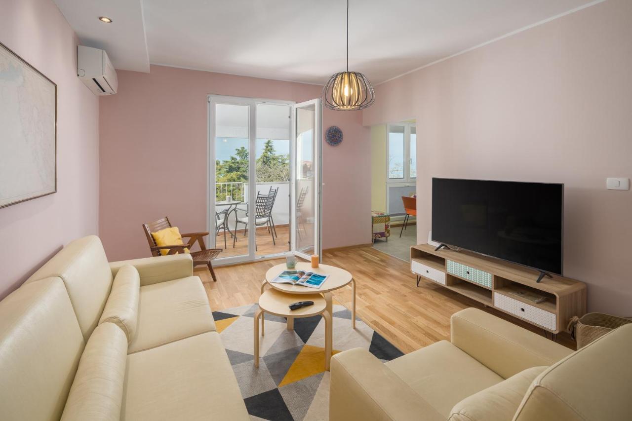 Apartment Bellavista With Amazing View 포레치 외부 사진