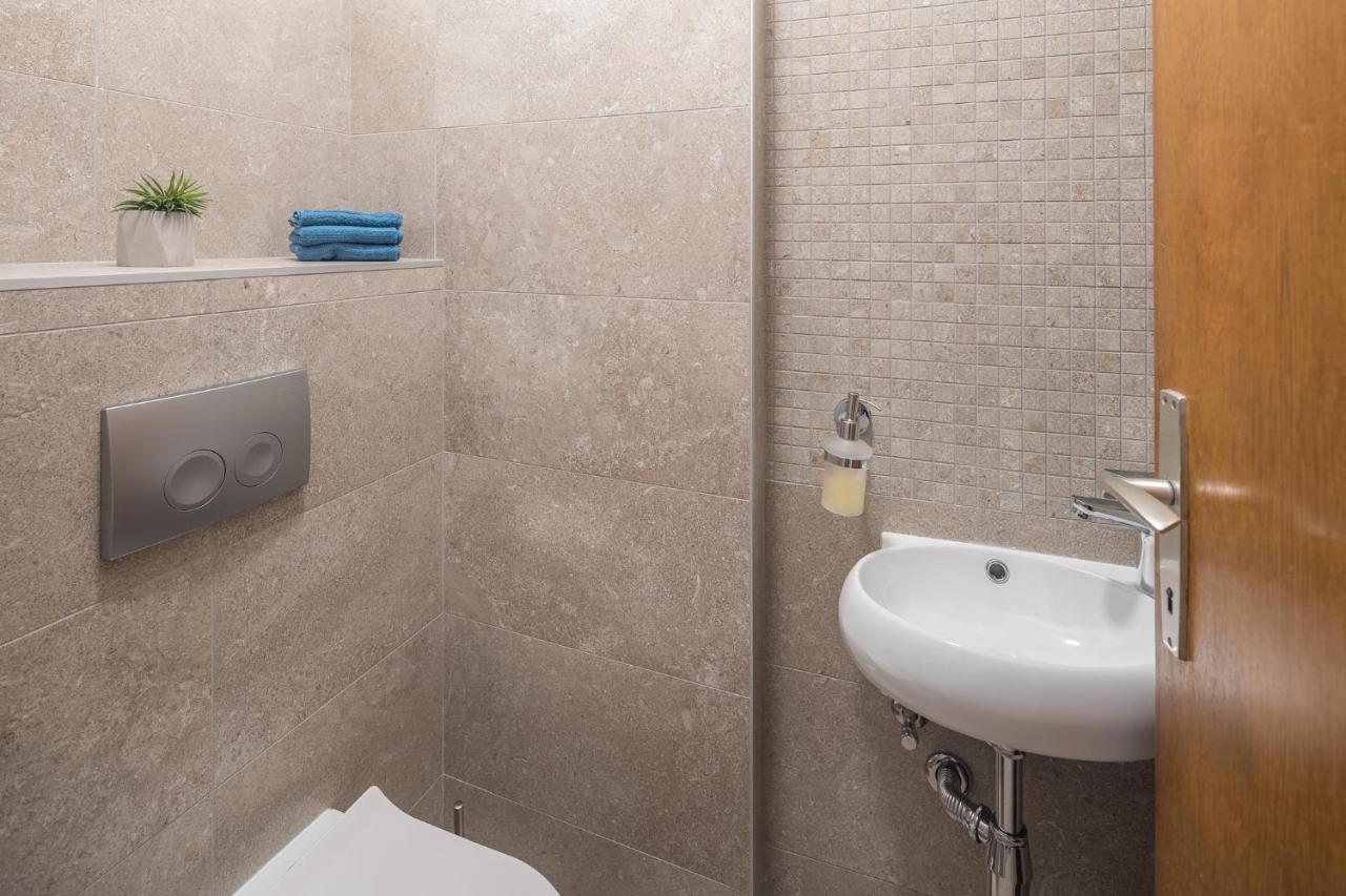 Apartment Bellavista With Amazing View 포레치 외부 사진